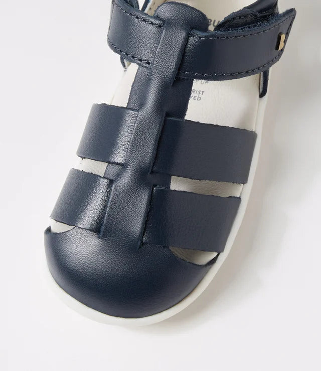 SU Tidal Navy leather sandel
