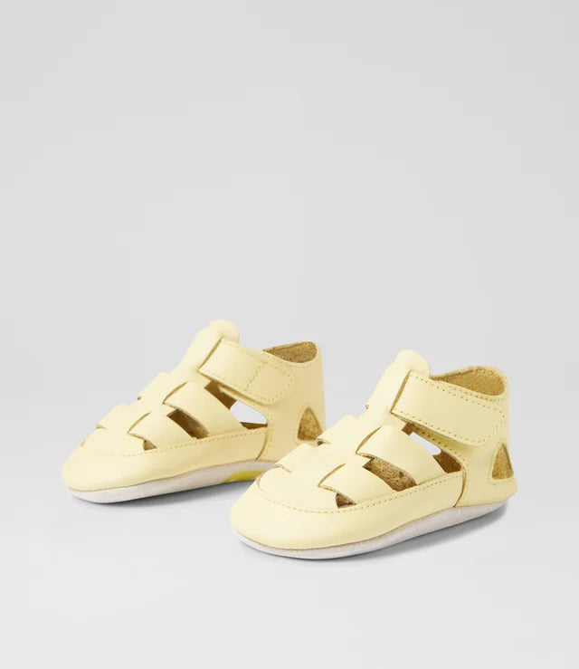 Ss Tidal Mini Infant Pale Banana Leather Flat Shoes
