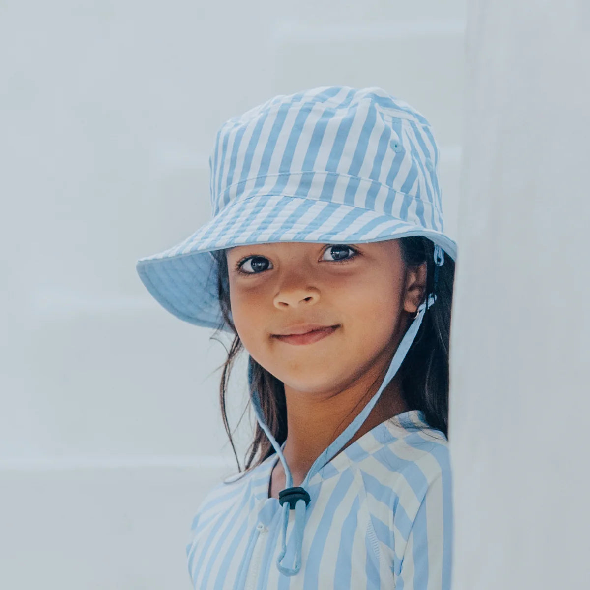 REVERSIBLE BUCKET HAT Sky Blue Stripe