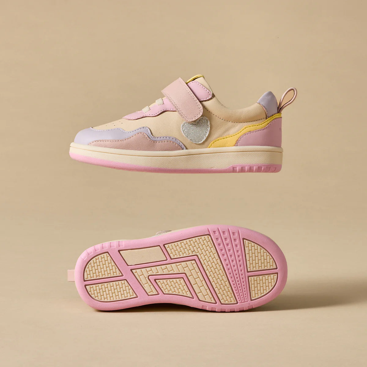 ICON TRAINER Sparkle Hearts