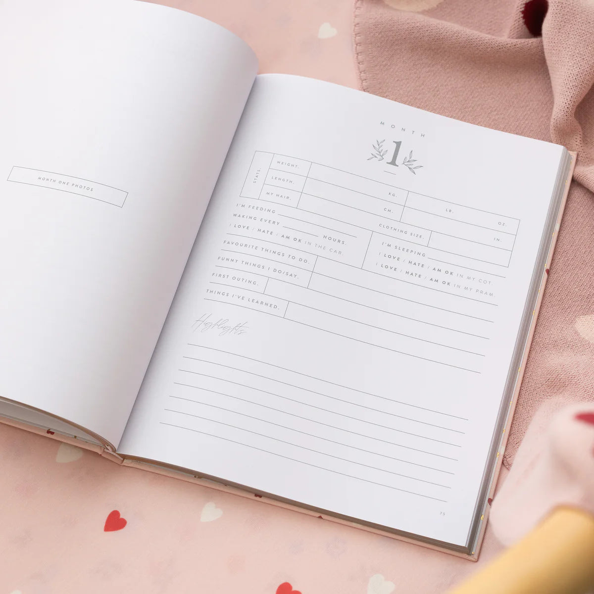 Baby Book Little Hearts - 3rd Edition