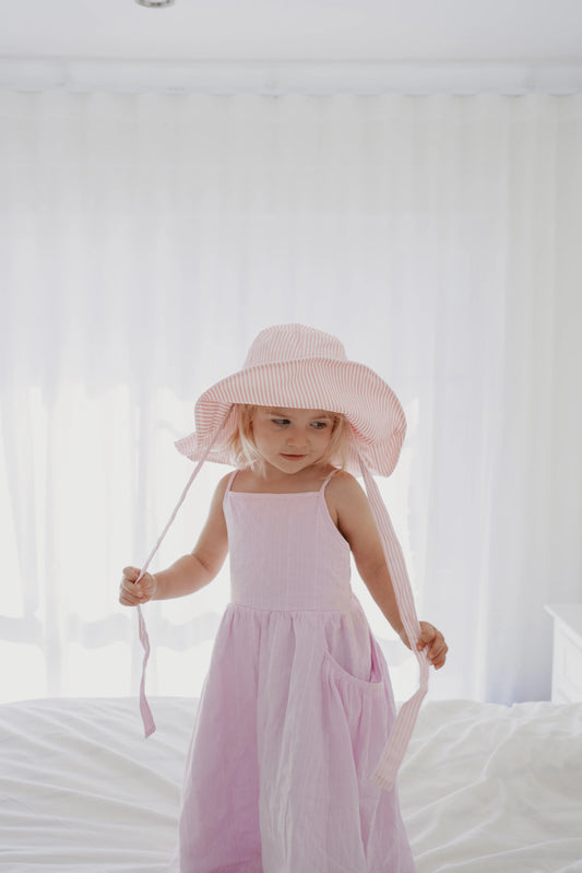 Vika stripe hat